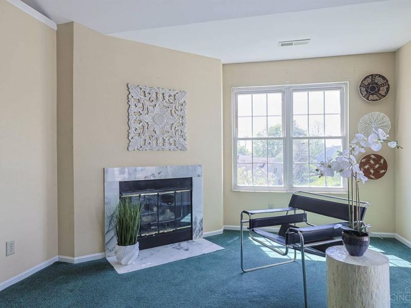 5199 Scarsdale Cove, Green Township, OH 45248 Photo 6