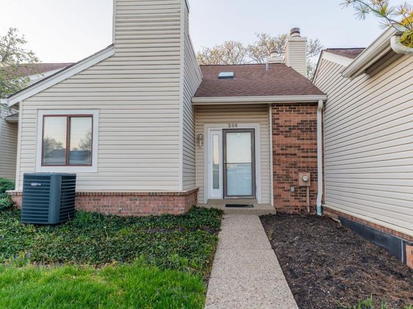 206 Sherwood Green Court, Mason, OH 45040