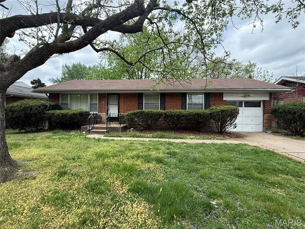 325 Rand Drive, St Louis, MO 63135
