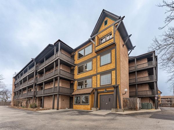 Unit S407A, Wauconda, IL 60084