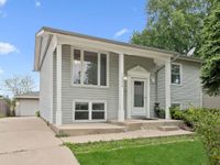 16242 92nd Avenue, Orland Hills, IL 60487 primary photo