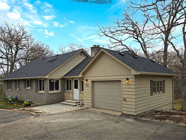 Fox River Grove, IL 60021