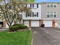1813 Lancashire Court, Schaumburg, IL 60194 primary photo