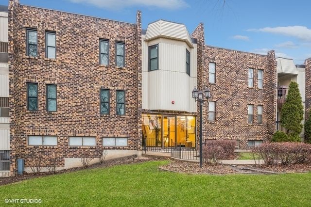 Please Call For Address, Unit 1-16B, Woodridge, IL 60517 Main Photo