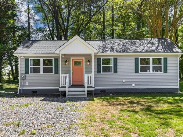 660 Johns Neck Road, WEEMS, VA 22576