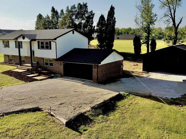 6888 Oak Grove Road, Newburgh, IN 47630
