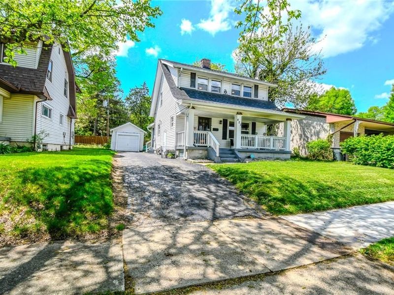 427 Sandalwood Drive, Dayton, OH 45405 Photo 2