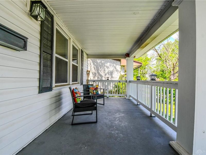 427 Sandalwood Drive, Dayton, OH 45405 Photo 7