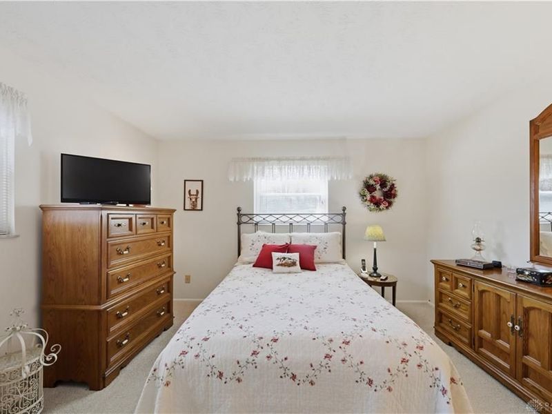 837 Santa Monica Avenue, Springfield, OH 45503 Photo 24