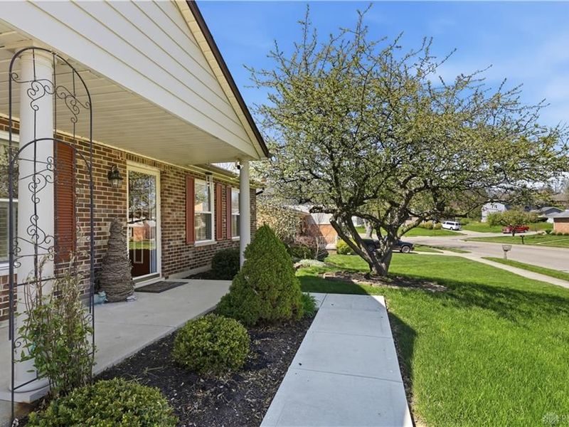 837 Santa Monica Avenue, Springfield, OH 45503 Photo 4