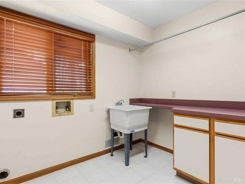 923 Wind Forest Drive, Springboro, OH 45066 Photo 22