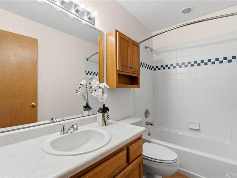 923 Wind Forest Drive, Springboro, OH 45066 Photo 29