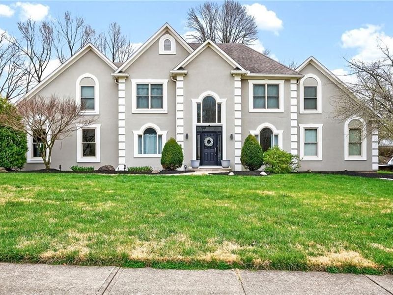 454 Claxton Glen Court, Washington Township, OH 45429 Photo 2