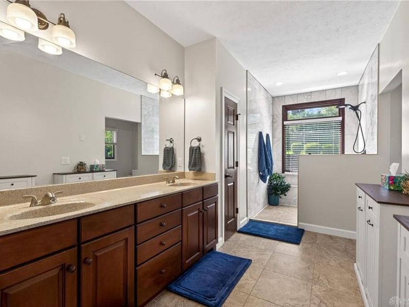 454 Claxton Glen Court, Washington Township, OH 45429 Photo 50