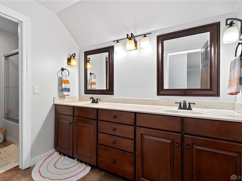 454 Claxton Glen Court, Washington Township, OH 45429 Photo 58