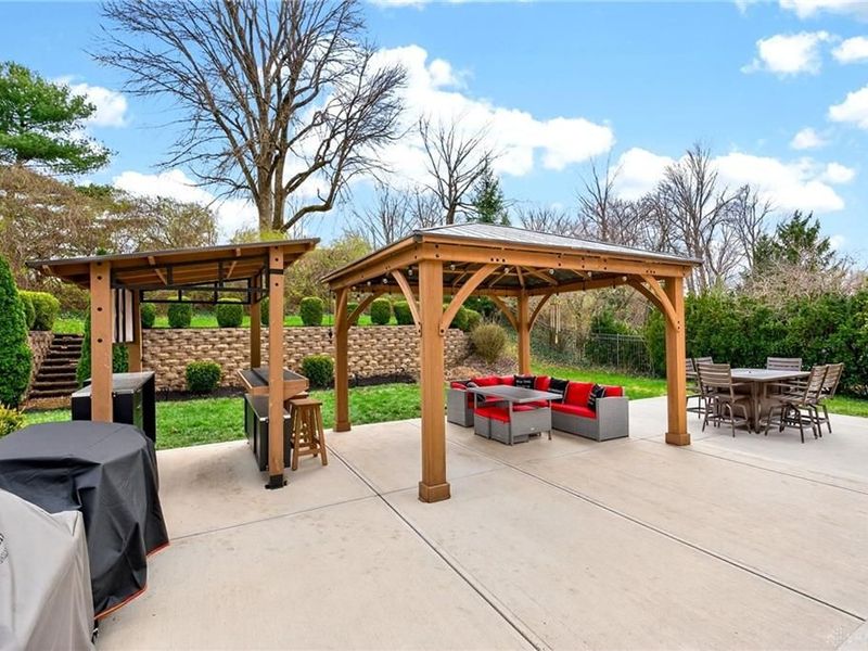 454 Claxton Glen Court, Washington Township, OH 45429 Photo 9