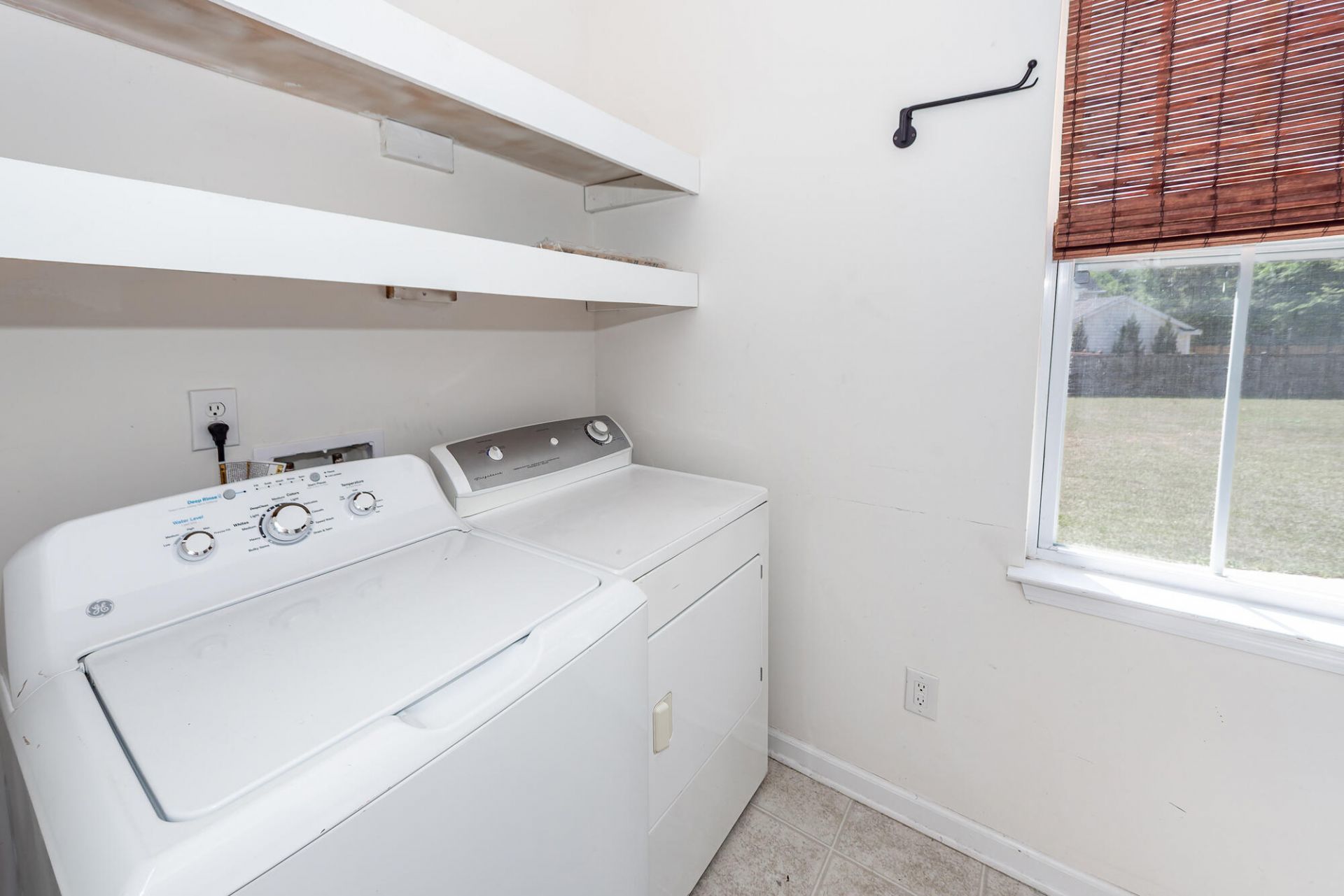 107 Cordoba Court Photo 25