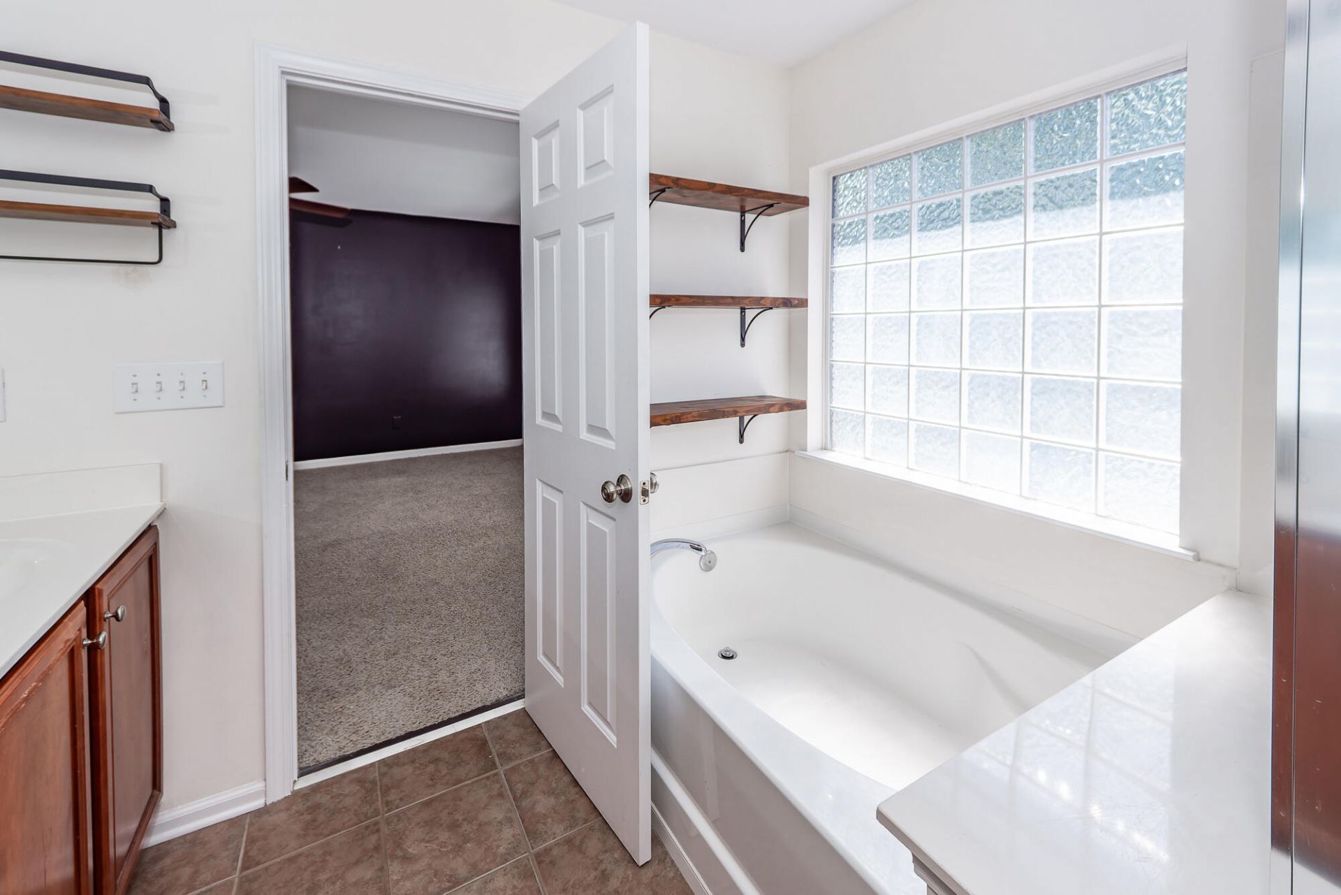 107 Cordoba Court Photo 35