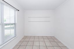 107 Cordoba Court photo 4