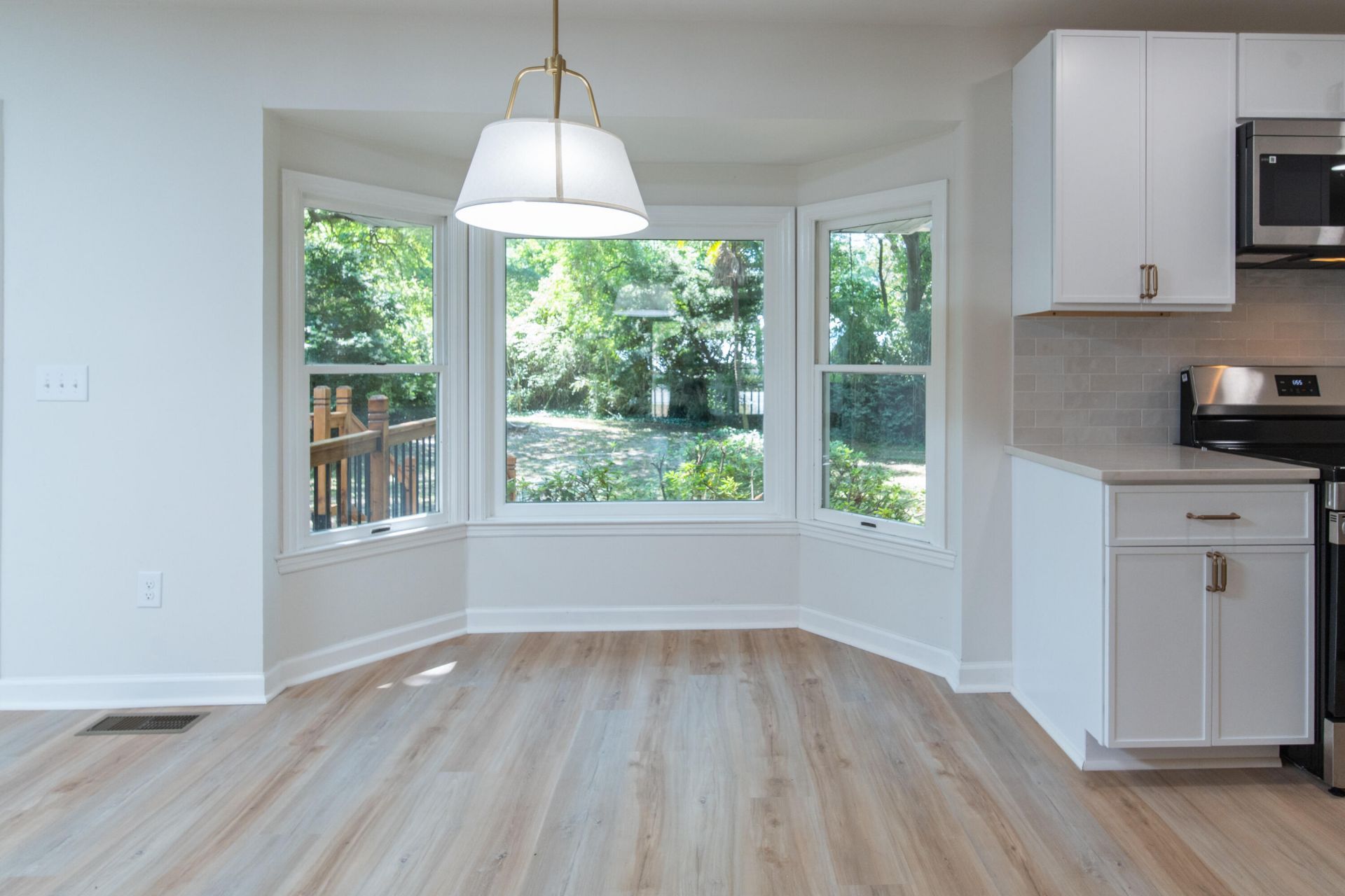 773 Harbor View Road Photo 12