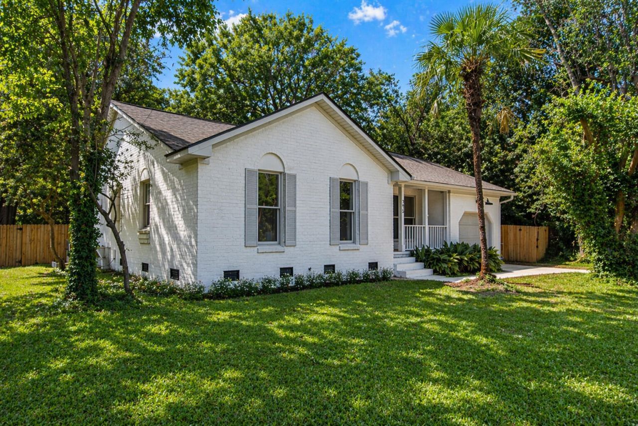 773 Harbor View Road Photo 51