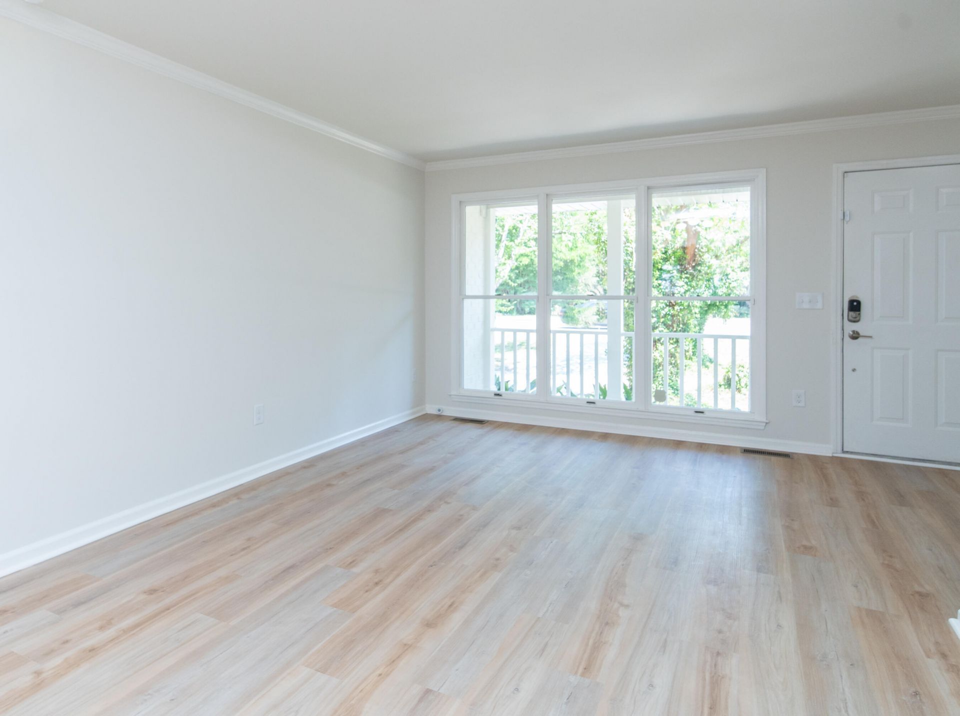 773 Harbor View Road Photo 7