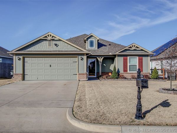 8704 S 256th East Place , Broken Arrow, OK 74014