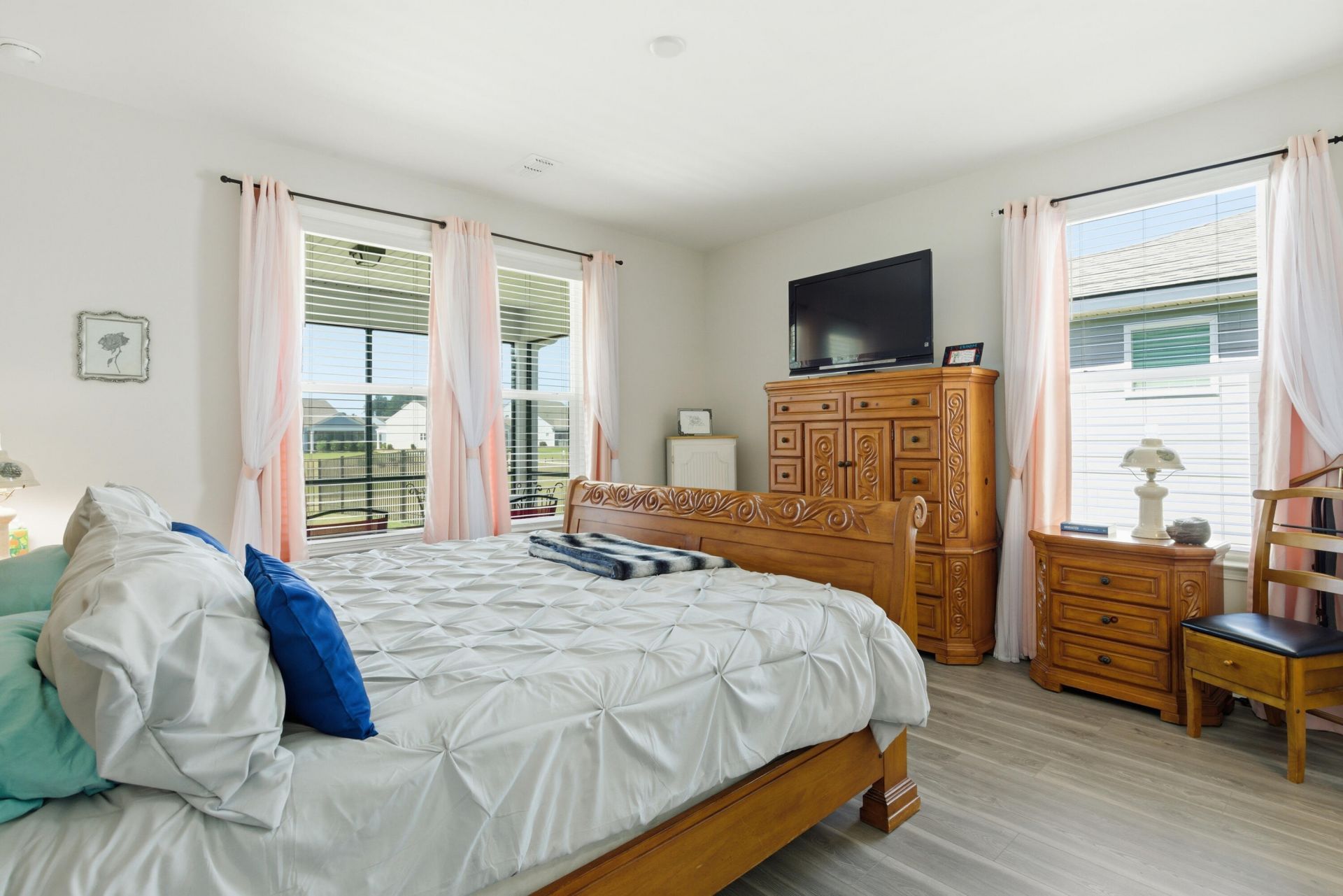 357 Dahlia Row Drive Photo 16