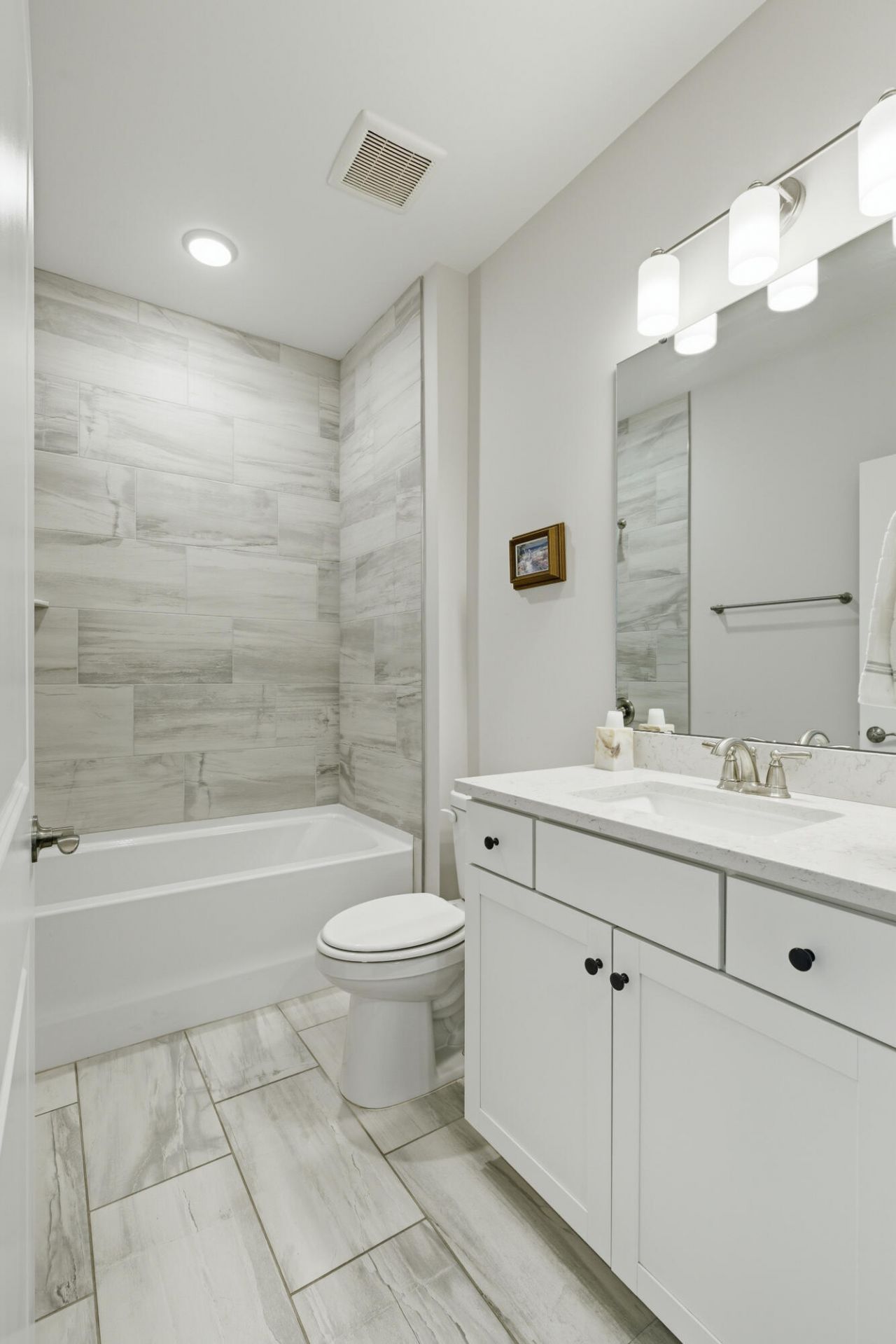 357 Dahlia Row Drive Photo 9