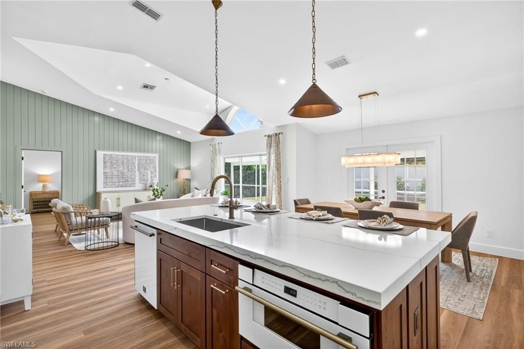 10987 Fieldfair Dr, Naples, FL 34119 Photo