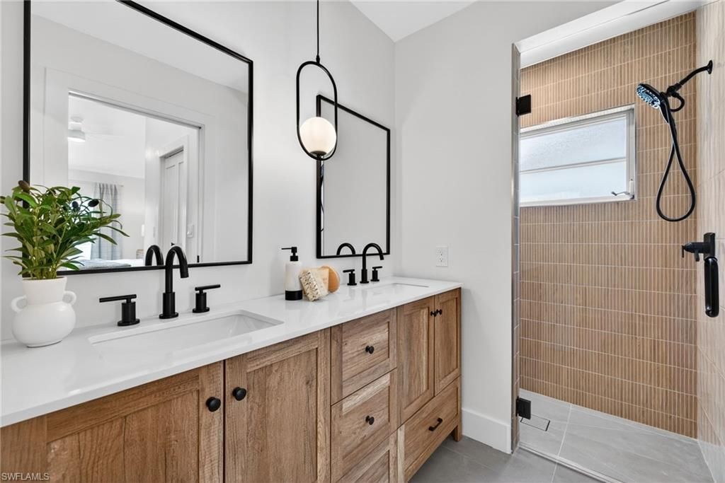 10987 Fieldfair Dr, Naples, FL 34119 Photo