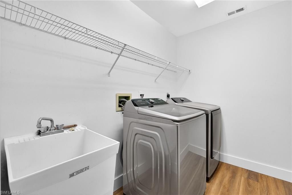 10987 Fieldfair Dr, Naples, FL 34119 Photo