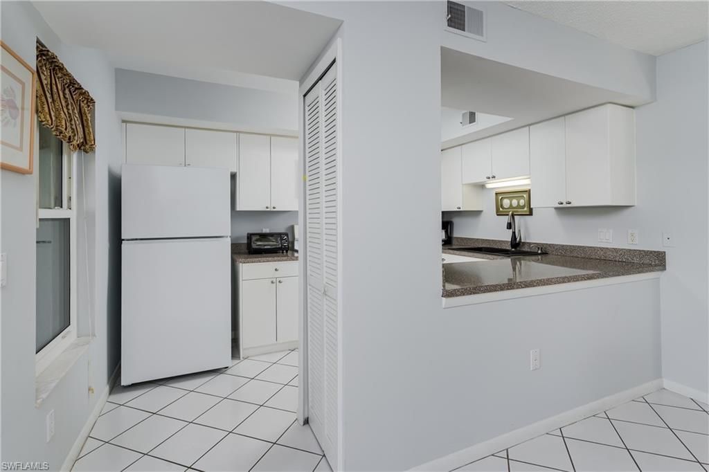 138 Clyburn Way W, Unit I2, Marco Island, FL 34145 Photo