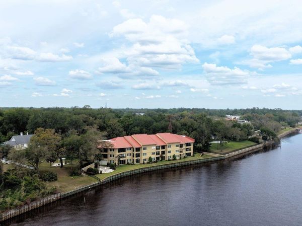 2099 E Winterbourne, Unit 306, Orange Park, FL 32073