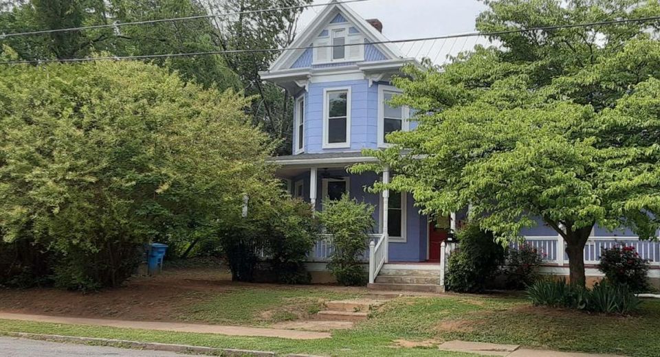 Please Call For Address, Outside California, CA 24016 Photo