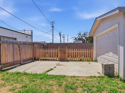 341 2nd, Livingston, CA 95334 Photo