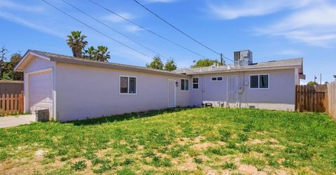 341 2nd, Livingston, CA 95334 Photo
