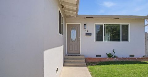 341 2nd, Livingston, CA 95334 Photo