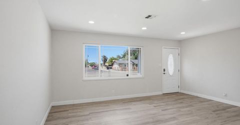 341 2nd, Livingston, CA 95334 Photo