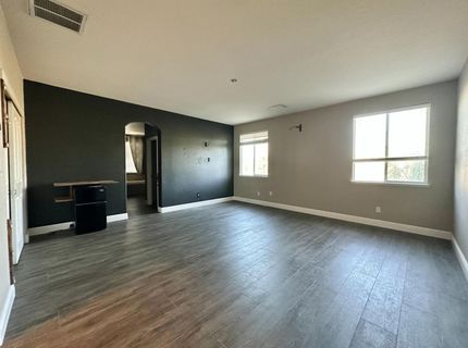 9818 Black Swan Dr, Elk Grove, CA 95624 Photo