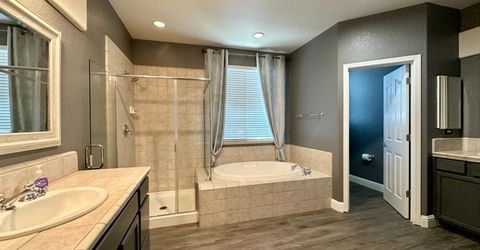 9818 Black Swan Dr, Elk Grove, CA 95624 Photo