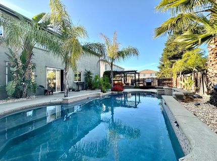 9818 Black Swan Dr, Elk Grove, CA 95624 Photo