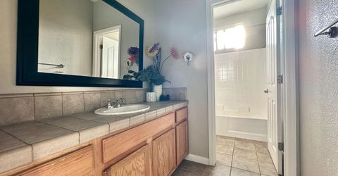 9818 Black Swan Dr, Elk Grove, CA 95624 Photo