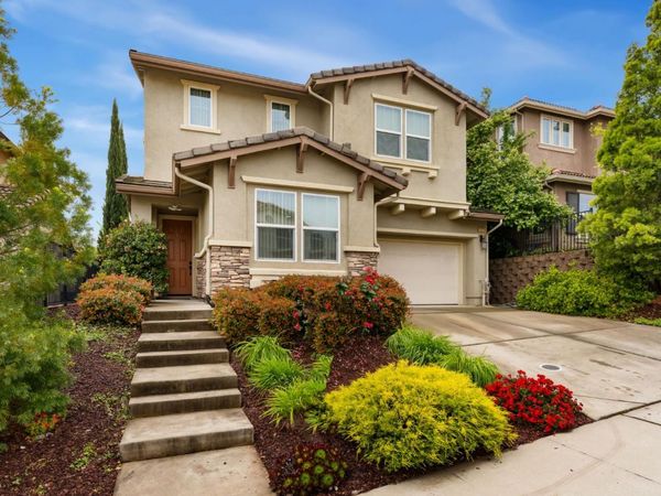 1375 Quigley Ct, Folsom, CA 95630