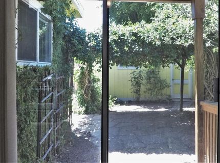 2510 Atlas Ave, Sacramento, CA 95820 Photo