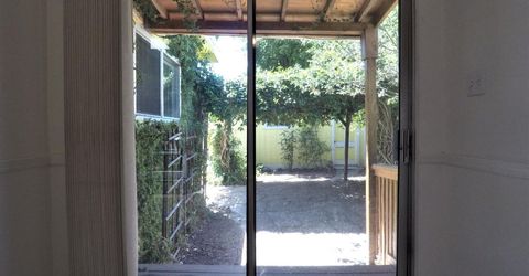 2510 Atlas Ave, Sacramento, CA 95820 Photo