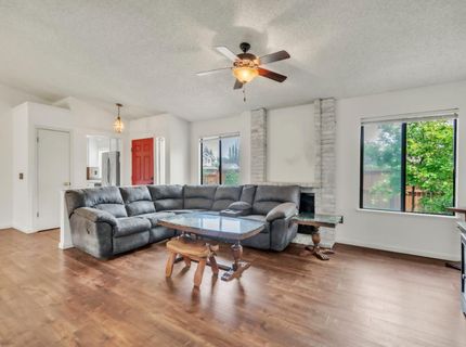 7551 Deltawind Dr, Sacramento, CA 95831 Photo