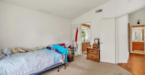 7551 Deltawind Dr, Sacramento, CA 95831 Photo