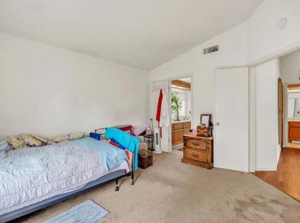 7551 Deltawind Dr, Sacramento, CA 95831 Photo