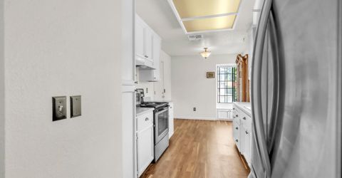 7551 Deltawind Dr, Sacramento, CA 95831 Photo